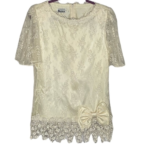 Vintage Patra Lace Overlay Bow Applique Blouse - Picture 3 of 12